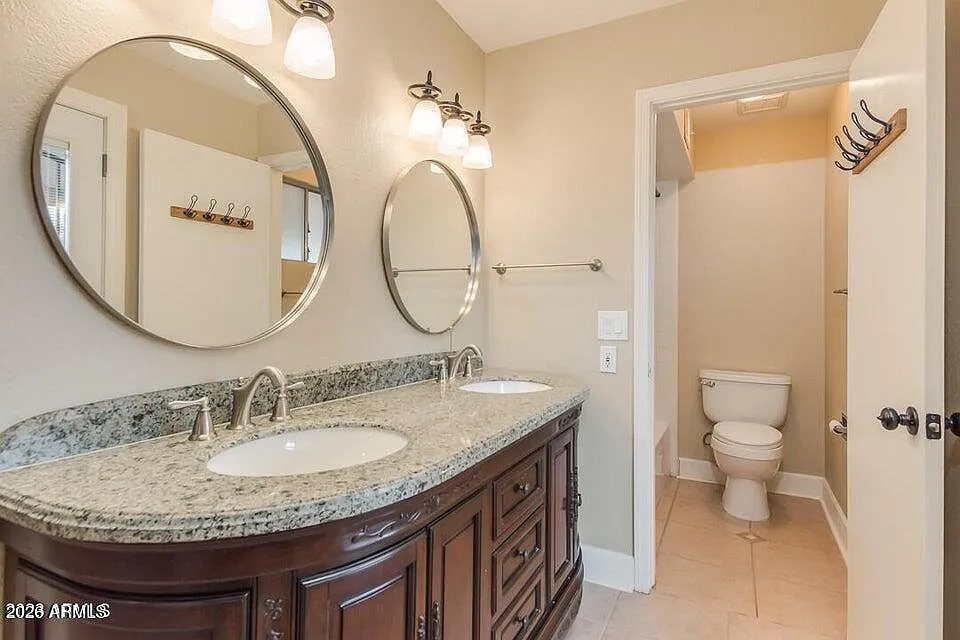 3 bed, 2.0 bath, 1428 sqft, $3,250 — Photo 4