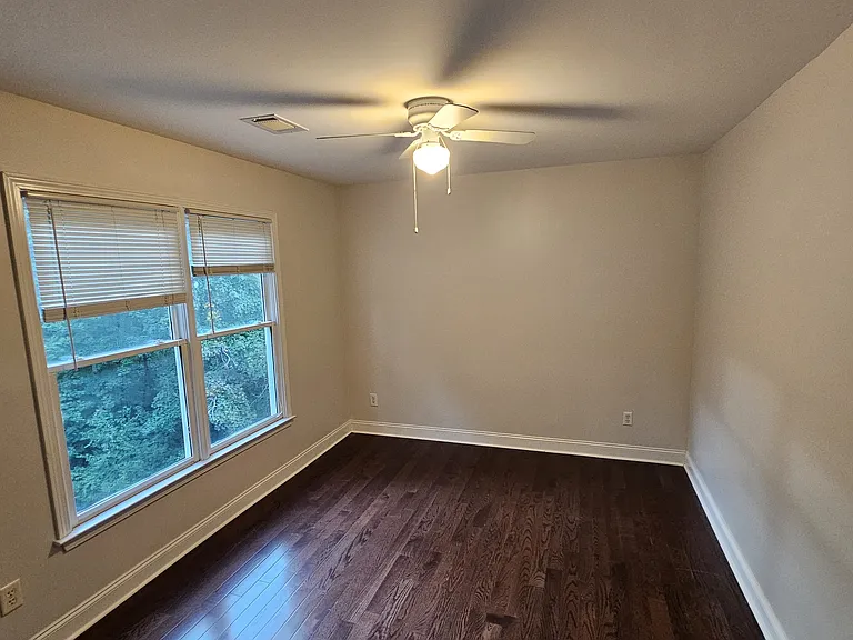 6141 Long Shore Dr — Photo 15