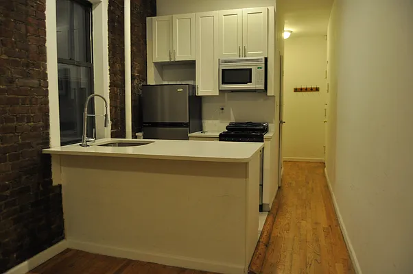 Rented by Sky Management | media 81