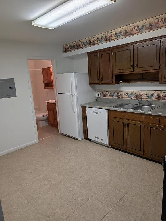 1820 Sunnyside Dr, Apt. 8 — Photo 2