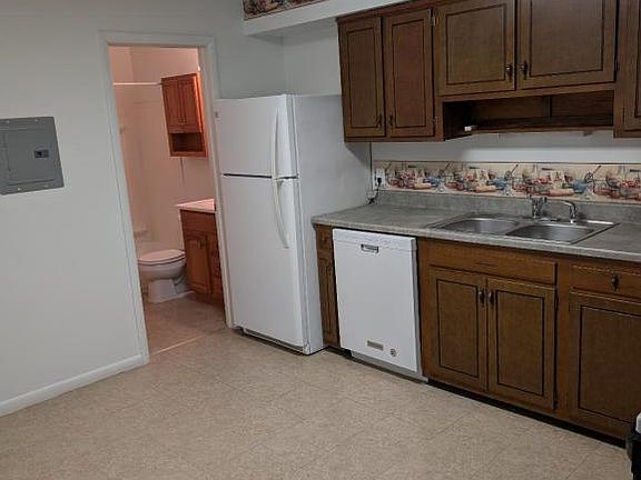2nd image of 1820 Sunnyside Dr APT 8