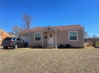 720 N 4th St, Weatherford, OK 73096