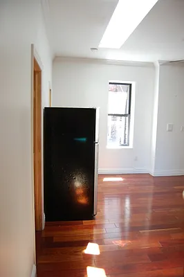 Rented by Aryeh Realty | media 21