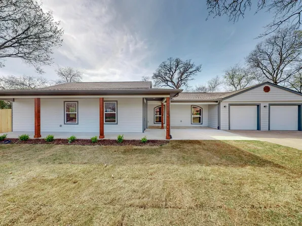 2705 Haley Ave, Haltom City, TX 76117