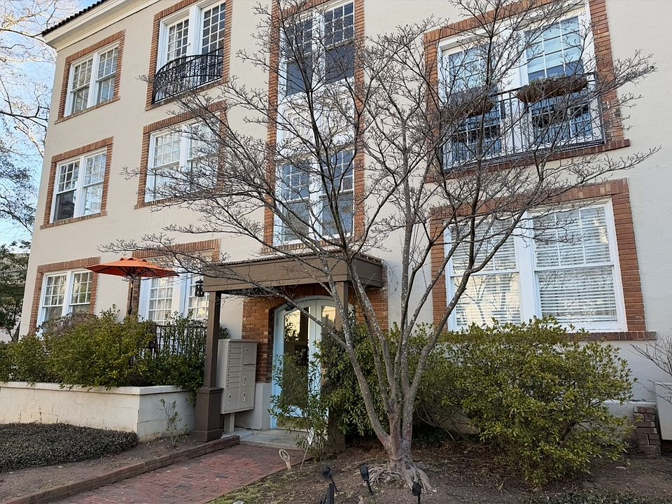 1st image of 7 Park Ln NE APT B