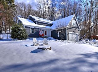 18 Glen Rd, Sandy Hook, CT 06482