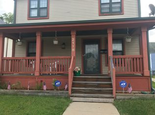2118 N 27th St, Milwaukee, WI 53208