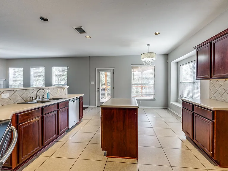 15834 Redwoods Mnr — Photo 11