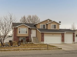 2124 W 1450 N, Clinton, UT 84015
