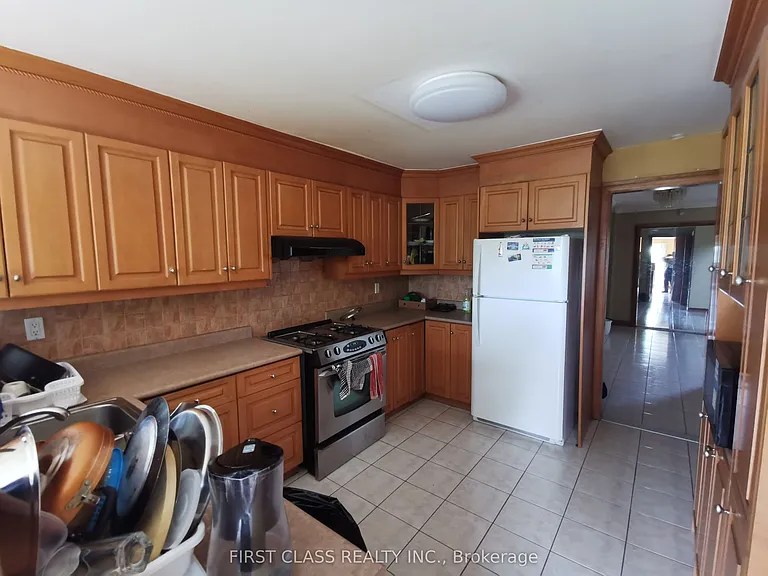 324 Winfield Ter #MAIN2ND FLOOR — Photo 6