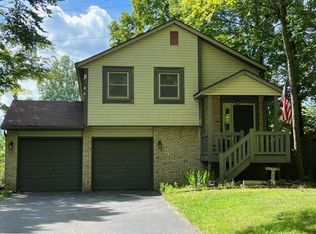 34 Lookout Ln, Pataskala, OH 43062