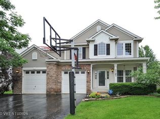 2107 Skylane Dr, Naperville, IL 60564