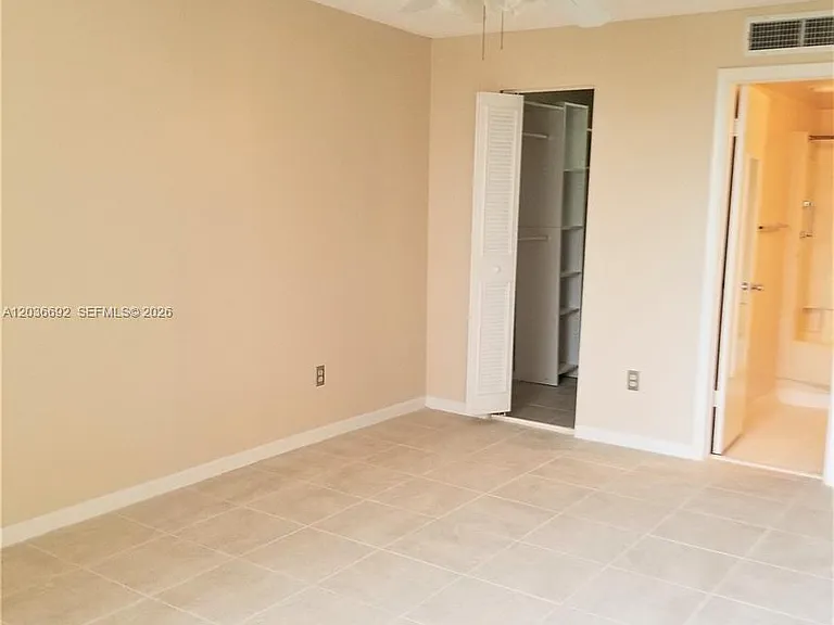 14201 N Kendall Dr #405D — Photo 13