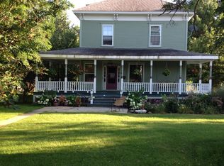 19 Champlain St, Rouses Pt, NY 12979