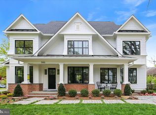 5100 Fairglen Ln, Chevy Chase, MD 20815