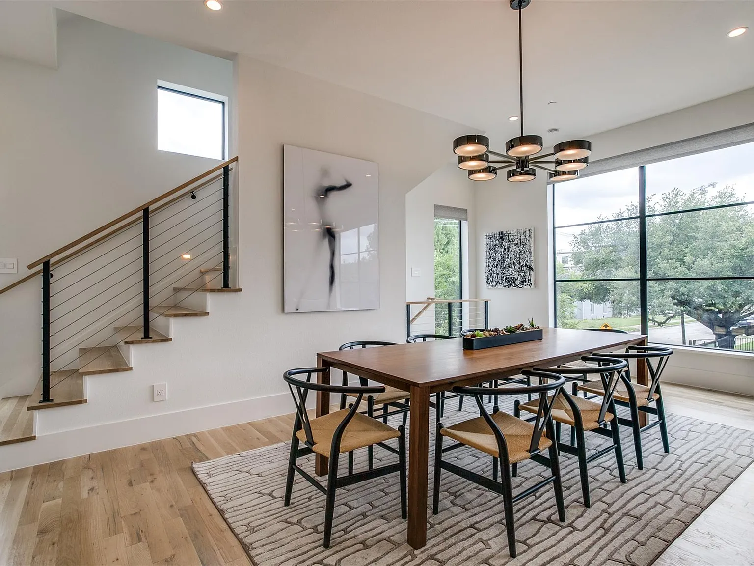 2 bed, 2238 sqft, $4,500 — Photo 4