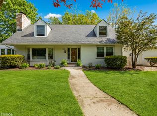 2160 Chestnut Rd, Homewood, IL 60430