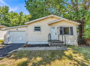 901 Jean Ave, Akron, OH 44310