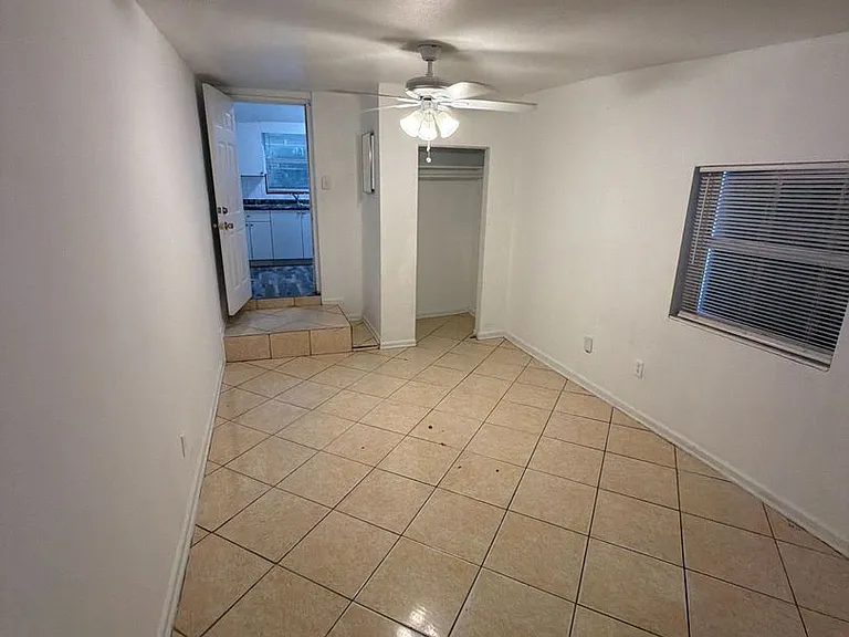 1026 NW 50th St — Photo 13