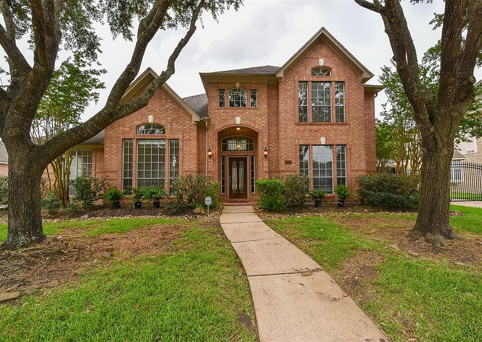 1st image of 16810 Soaring Forest Dr