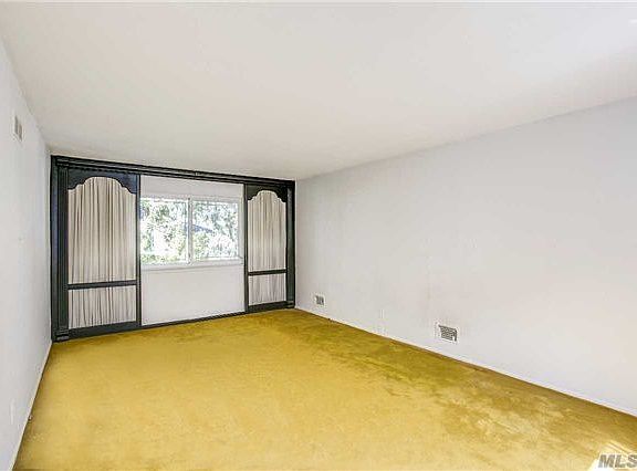 3rd image of 351 Park Ln