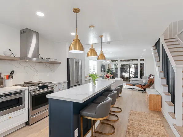 7606 1/2 Eads Ave, La Jolla, CA 92037