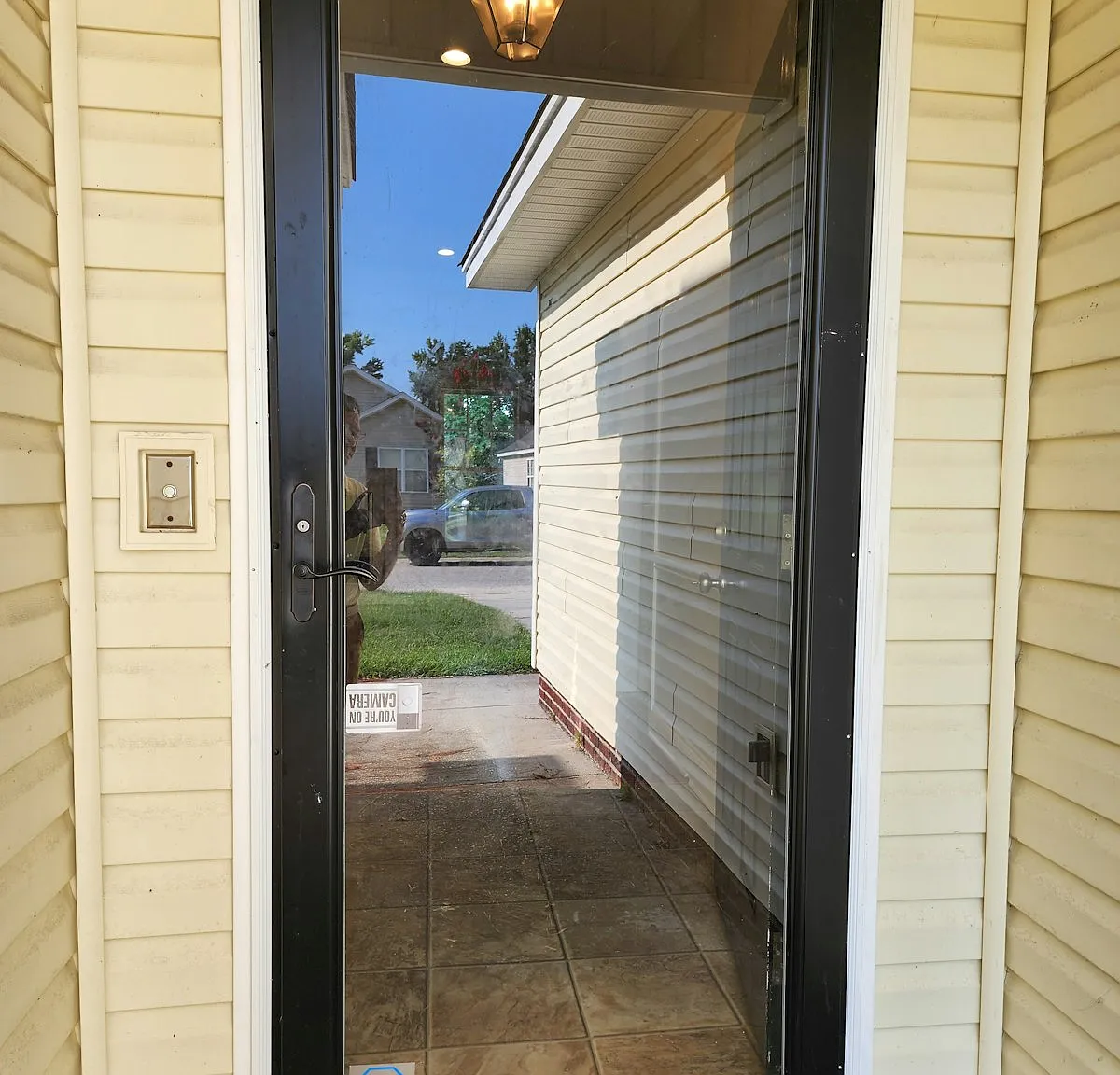 381 Rosemount Drive — Photo 2