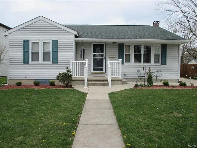 1431 Fairfax St photo 1