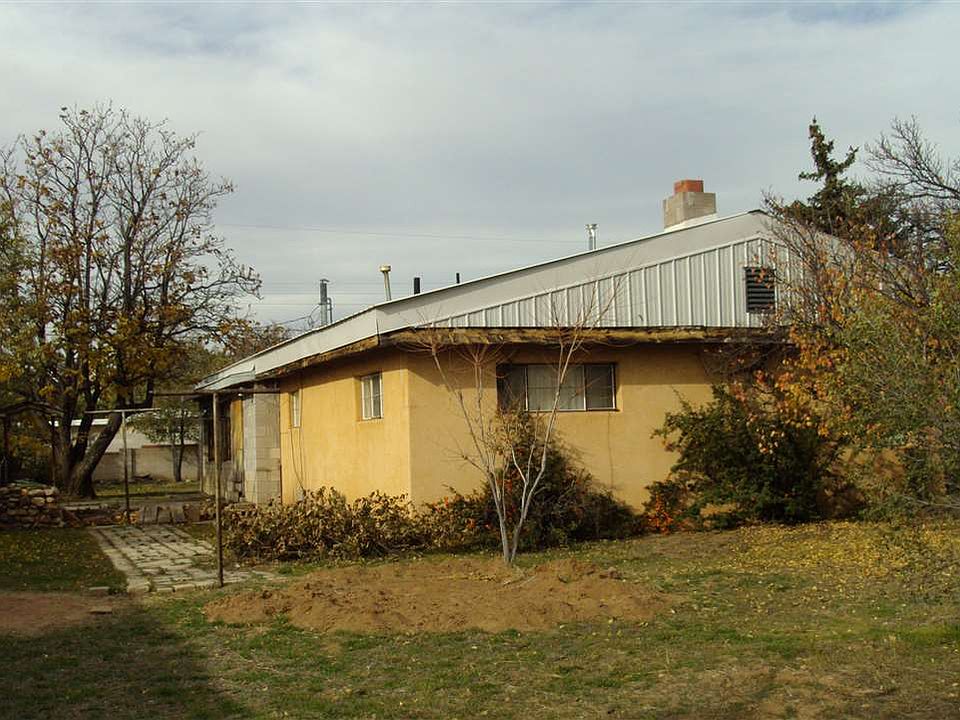2nd image of 1714 5th St