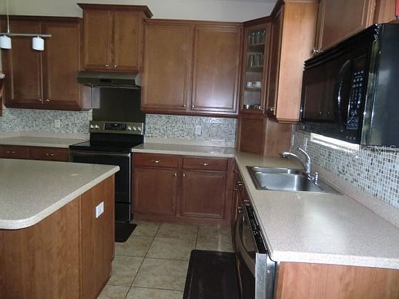 5th image of 9814 Moss Rose Way
