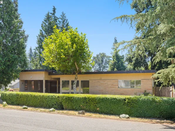 16533 SE Gordon St, Milwaukie, OR 97267