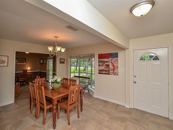 4th image of 11934 Cathy Dr