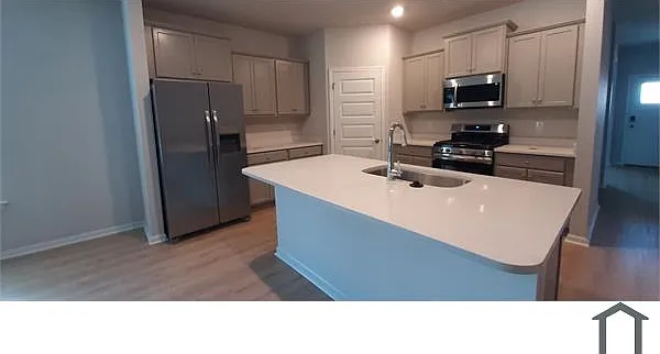 292 Shangrila Way — Photo 8
