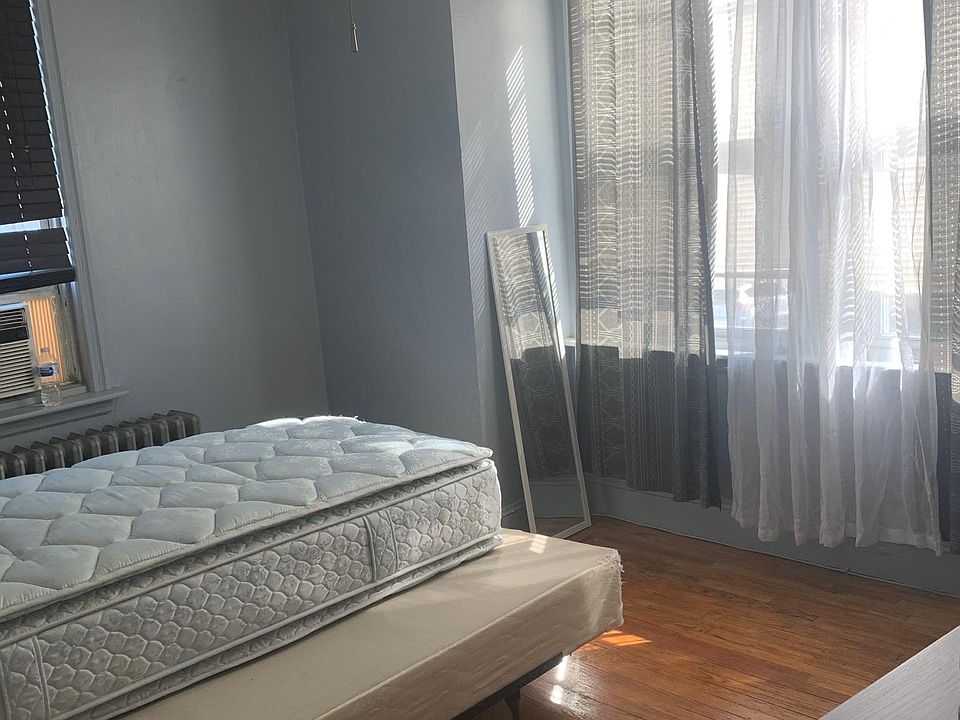 1st image of 1900 S 9th St Floor 2