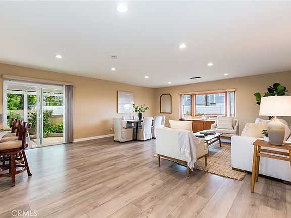 5th image of 18009 Cordary Ave