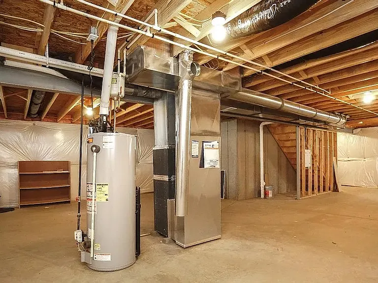 8006 Summerlin Ct — Photo 28