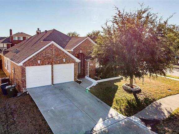 2nd image of 6110 Creek Crossing Ln