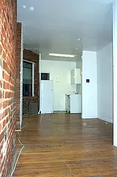 Rented by Tower Brokerage