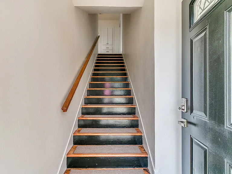 1805 N Gatewood Ave — Photo 28