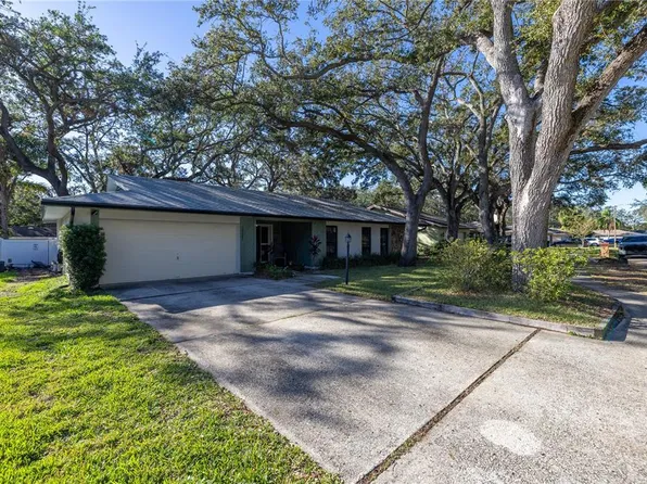 2227 Willowbrook Dr, Clearwater, FL 33764