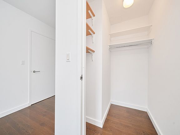 3rd image of 1209 Dekalb Ave APT 502