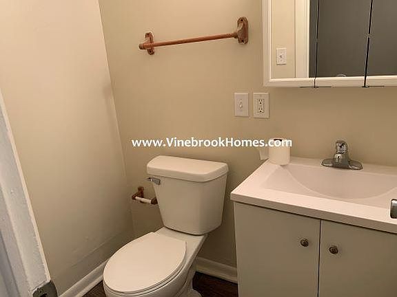5th image of 2231 N Bolton Ave