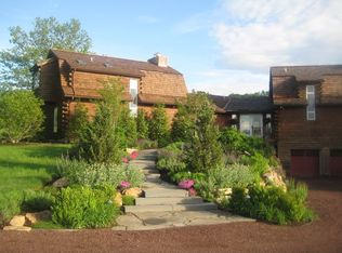 5100 Valley Park Rd, Doylestown, PA 18902