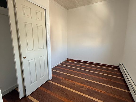 4th image of 812 Central Ave Floor 2