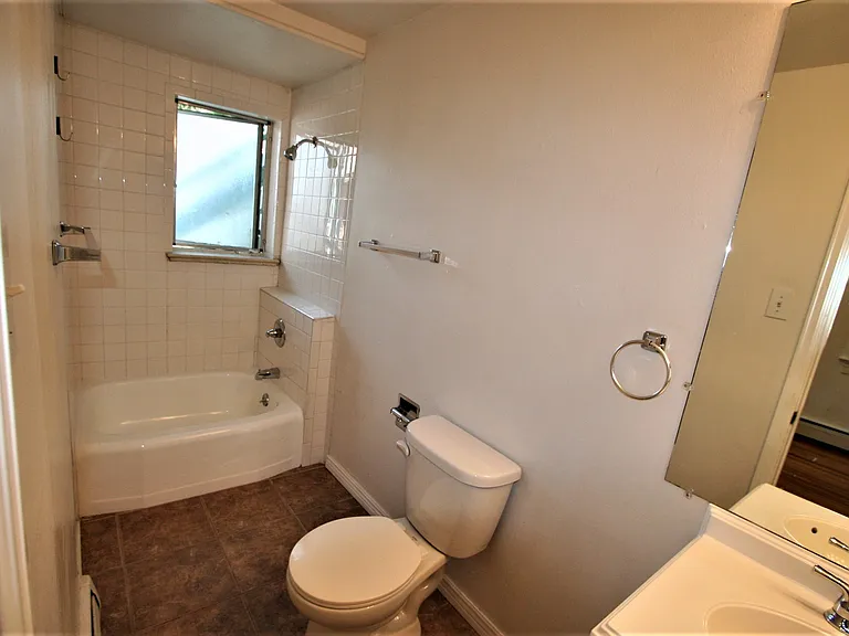 1144 York St #103 — Photo 7