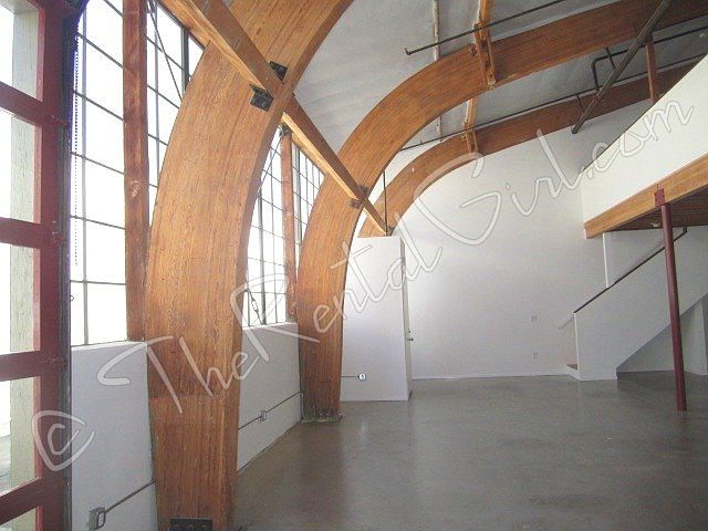 2nd image of 1839 Blake Ave APT 4