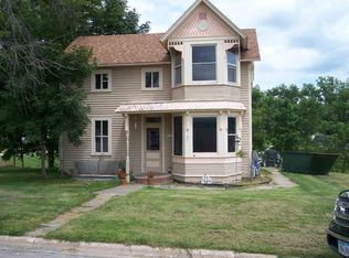203 NW Monroe St, Garnavillo, IA 52049