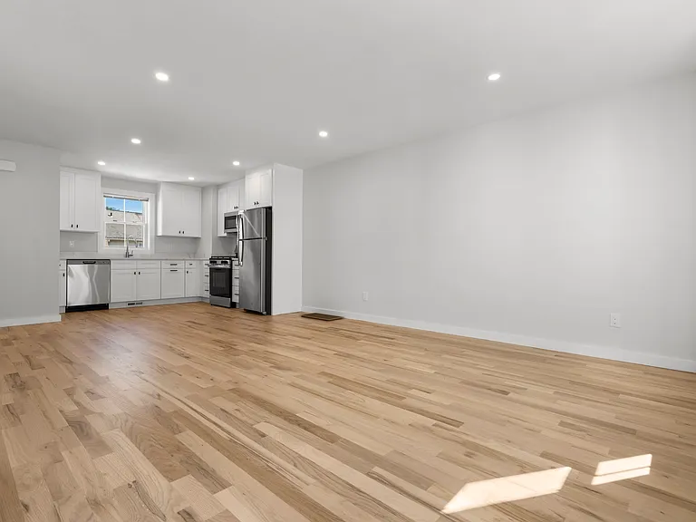 14 Taylor St #8 — Photo 12