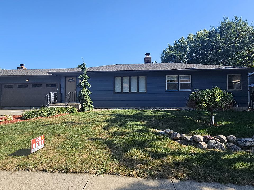 1st image of 1405 E 54th St