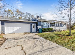 3210 McCracken St, Norton Shores, MI